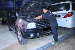 servis mobil ford panggilan