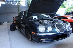 bengkel jaguar