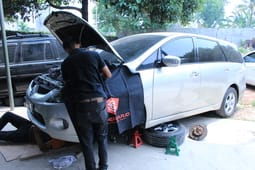 Bengkel Mitsubishi