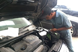 ganti aki mobil dirumah